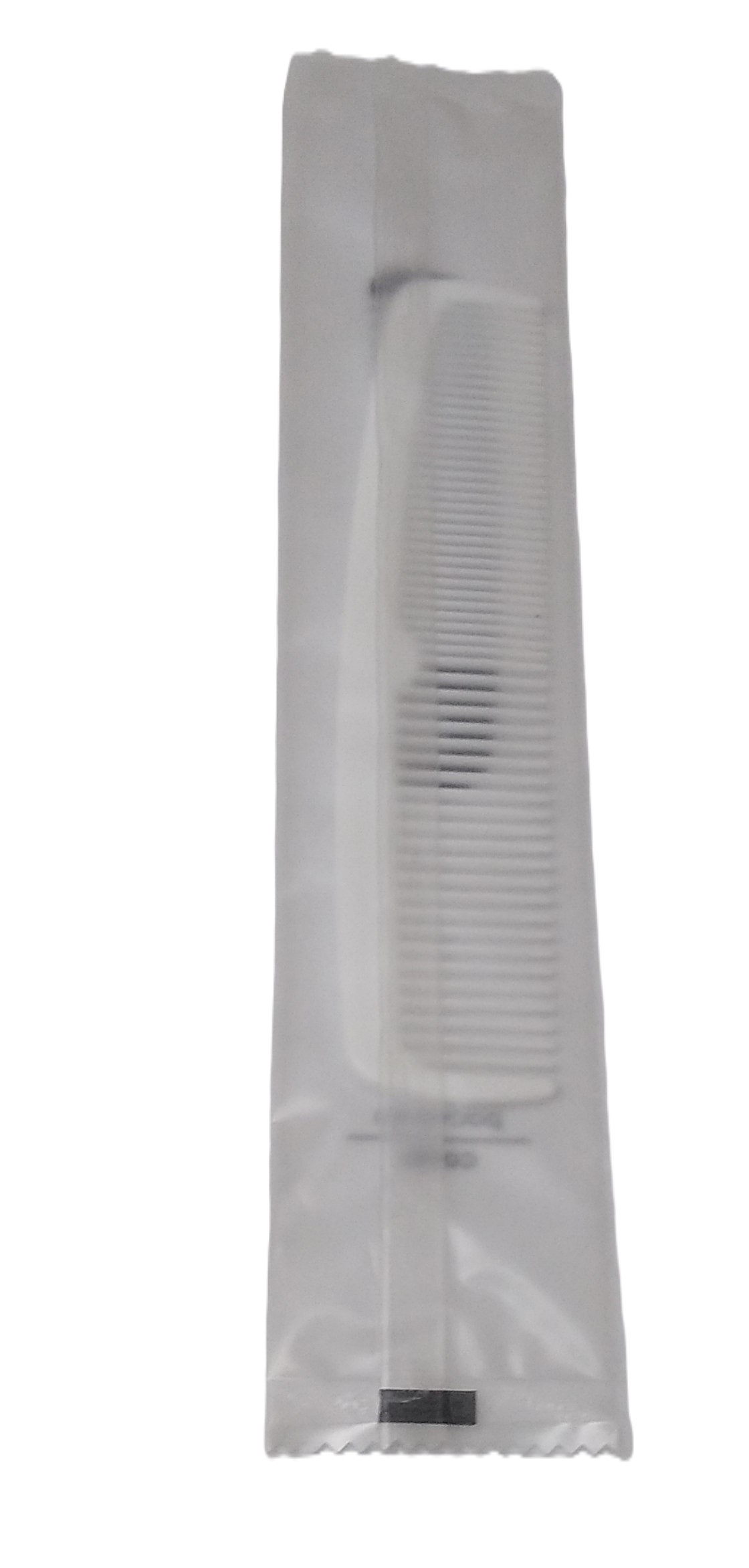 Одноразовая расческа в вакуумной упаковке